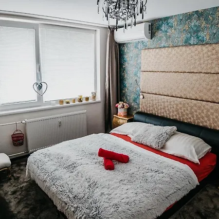 Ah Luxury Galerka * 코시체