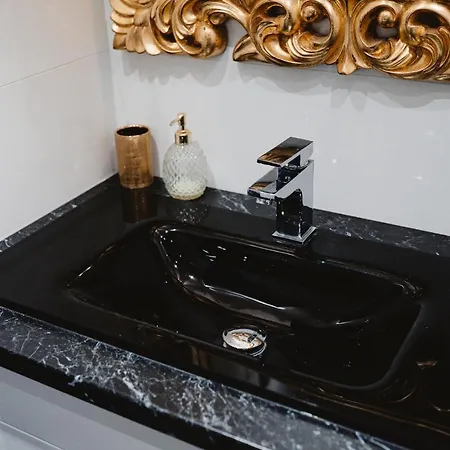 Ah Luxury Galerka Apartment *