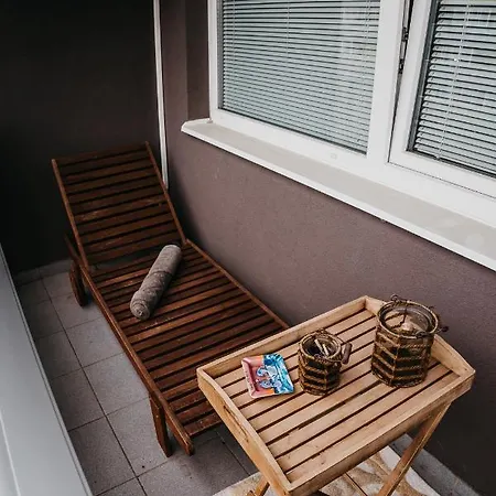 Ah Luxury Galerka 아파트